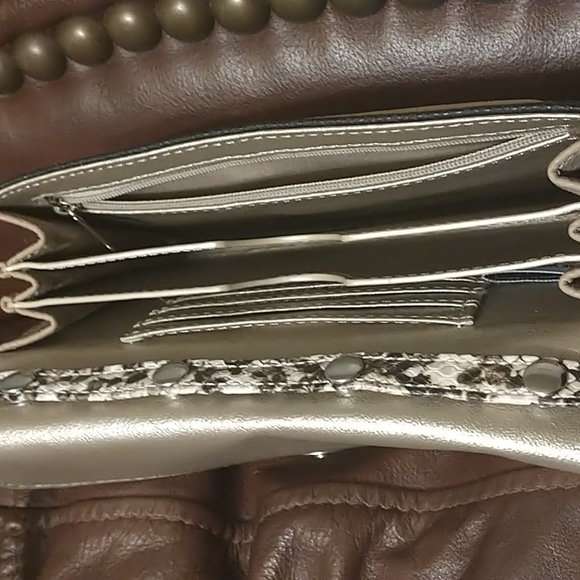 Nine West Crossbody - Picture 3 of 4